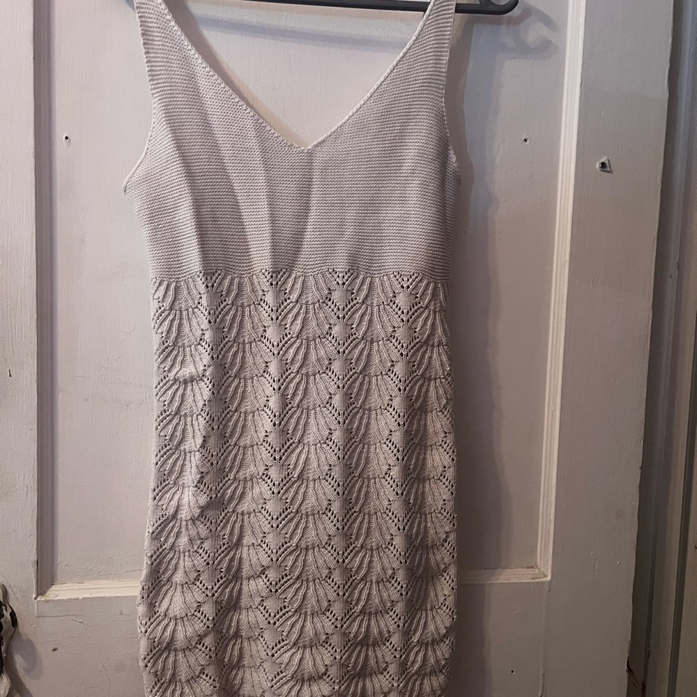 Forever 21 White Sleeveless V-Neck Sheath Coverup for Cocktail